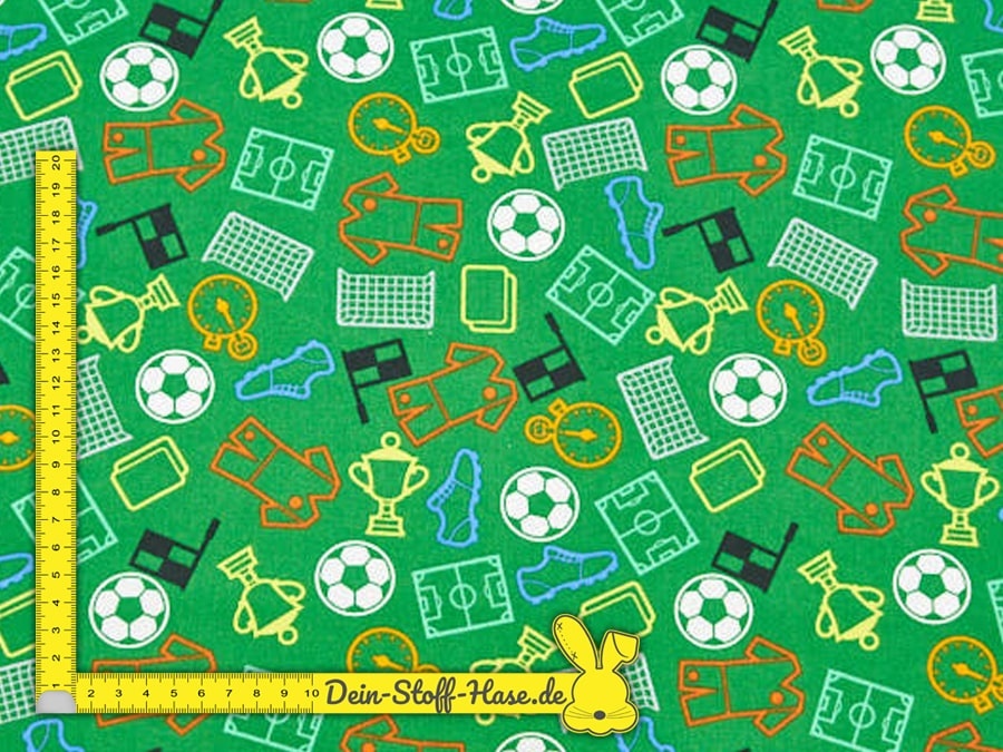 Hochwertiger Baumwollstoff grün ✂ Druck mit Fußballmotiven, Bällen, Trikots ✓ hochwertig ✓  ab 0,3 Meter ✓ 1029-3
